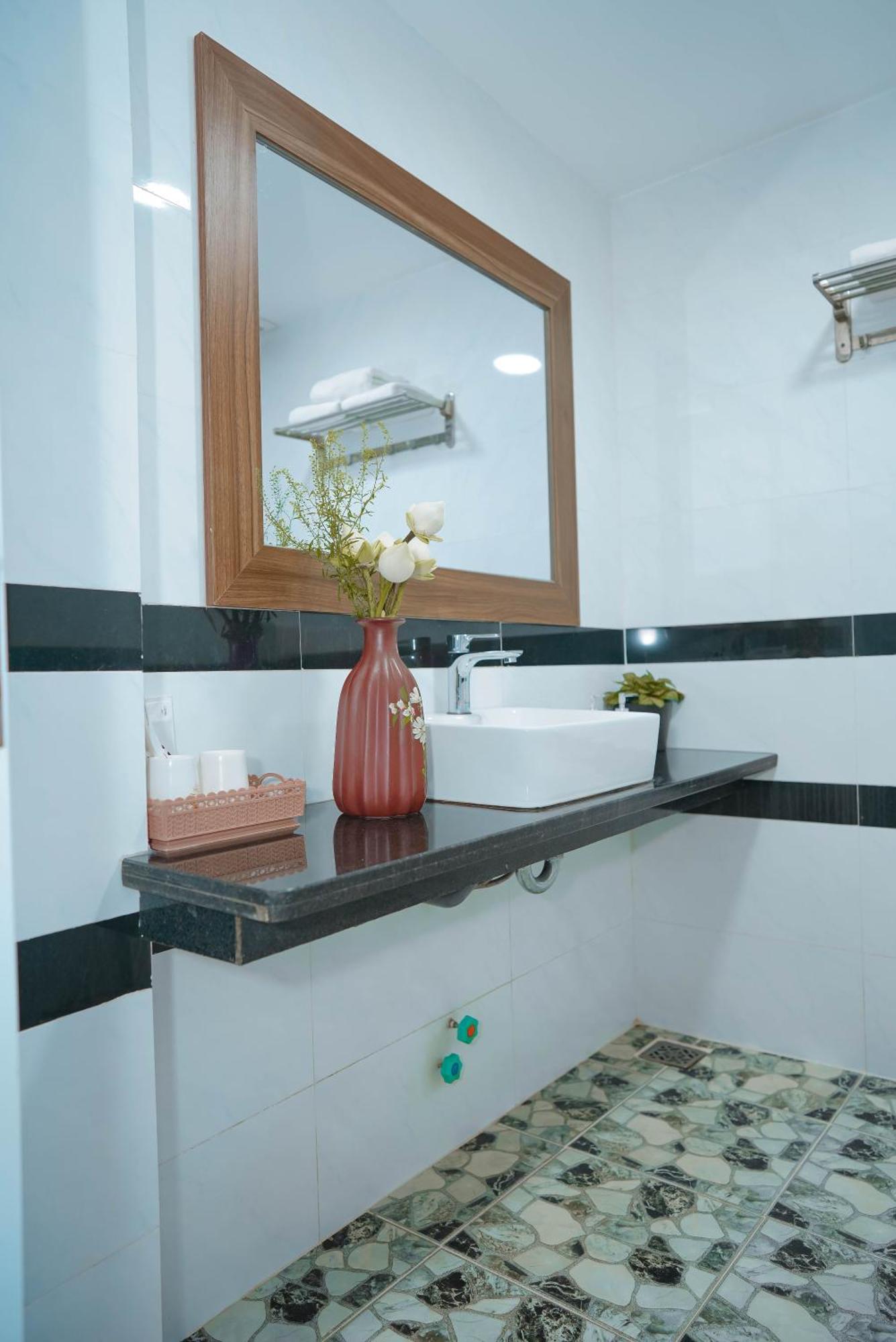 Tuan Ninh Hotel I Chi Khu Co Ong Exterior foto